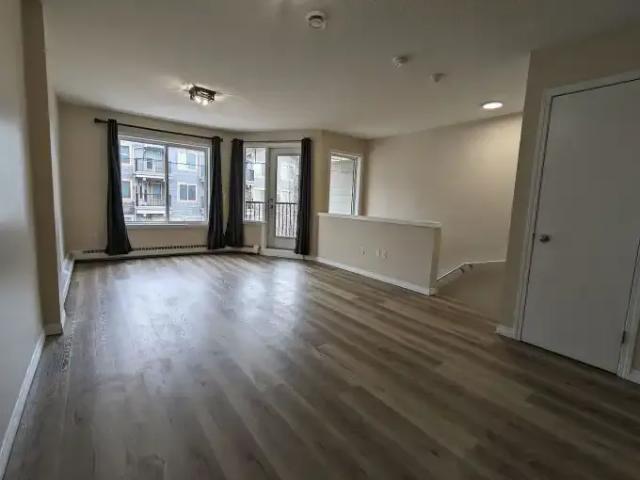 Condo for rent in High Street, Calgary