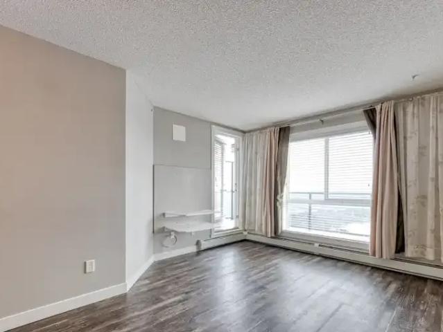 Condo for rent in Northwest, Alberta