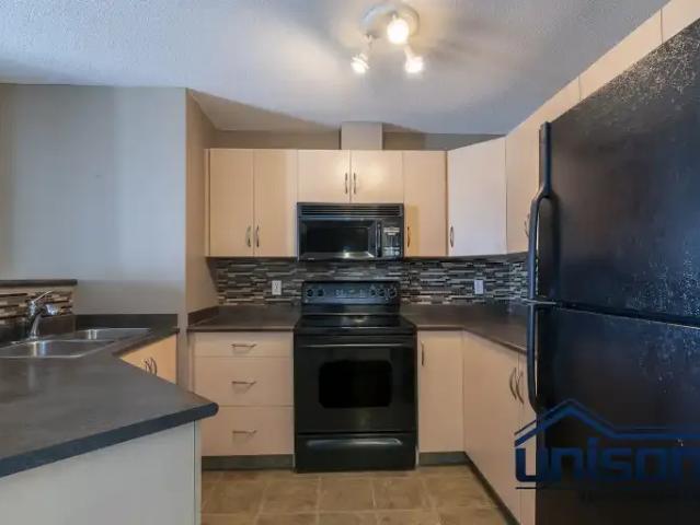 Condo for rent in Northwest, Alberta