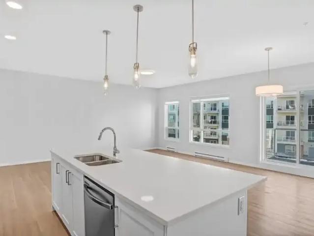 Condo for rent in Northwest, Alberta