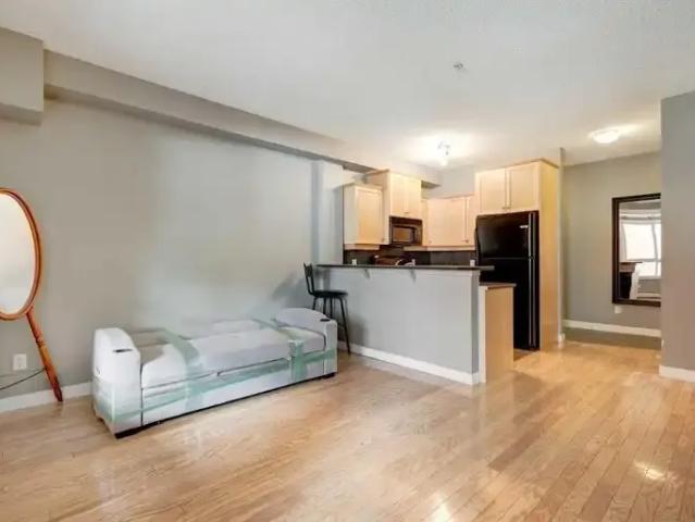 Condo for rent in Mission, Calgary