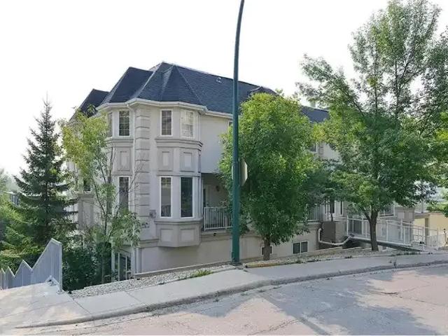 Condo for rent in Northwest, Alberta