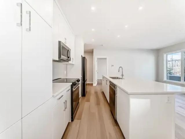 Condo for rent in Springbank Hill, Calgary