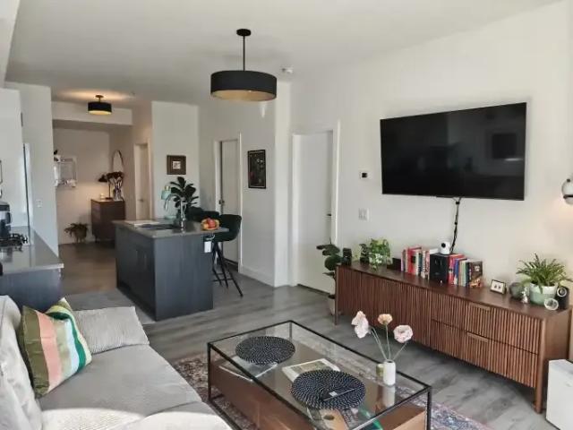 Condo for rent in South Calgary, Calgary