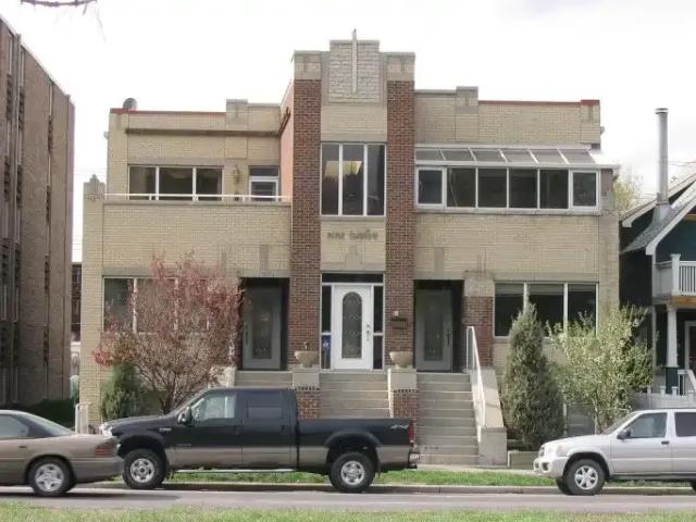 Condo for rent in Sunnyside, Calgary