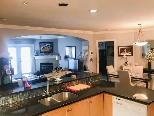 Condo for rent in Erlton, Calgary