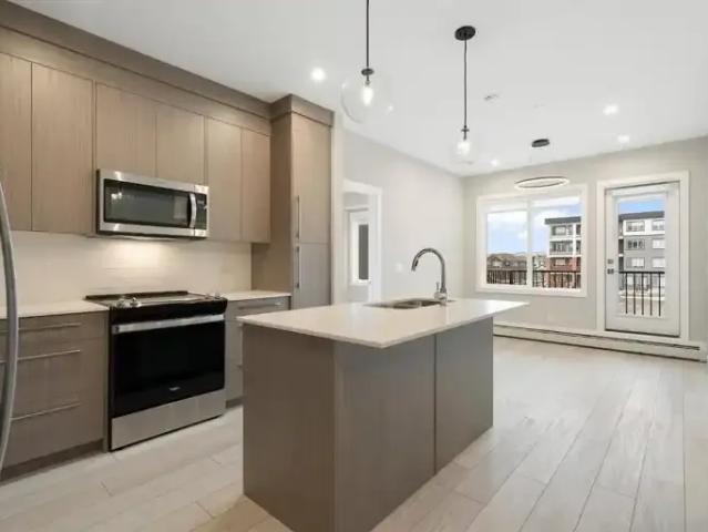 Condo for rent in Chestermere, Alberta