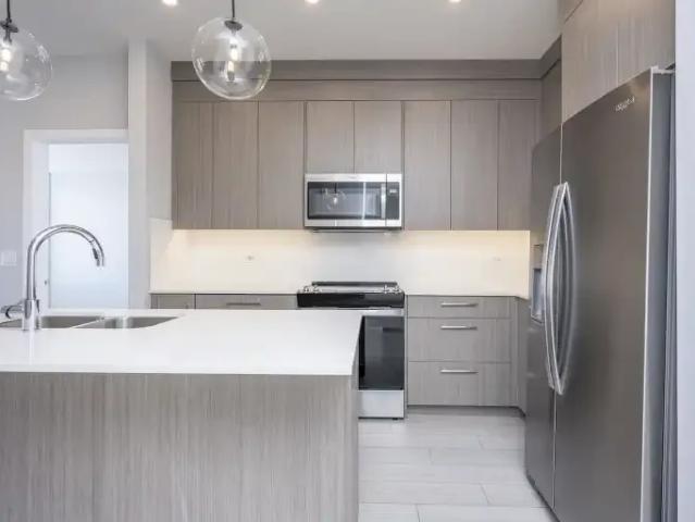 Condo for rent in Chestermere, Alberta