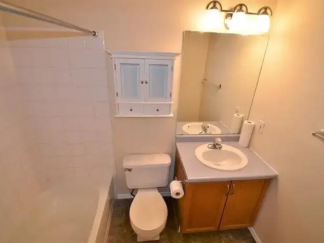 Condo for rent in Wedgewood, Alberta