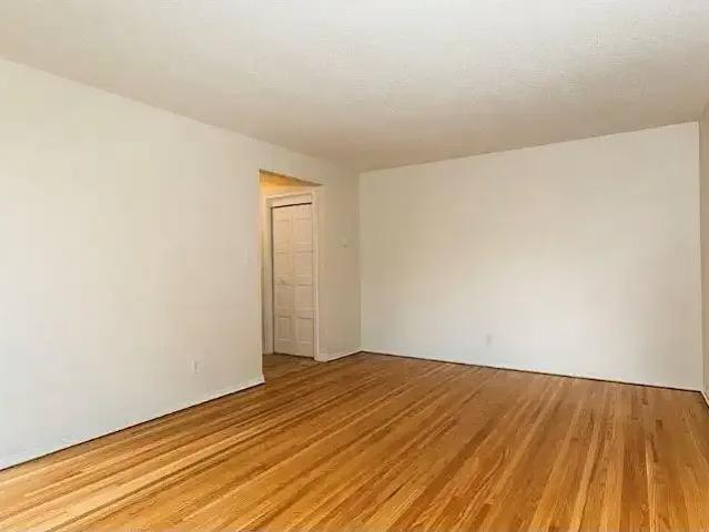 Condo for rent in Wedgewood, Alberta