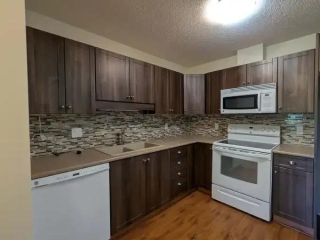 Condo for rent in Wedgewood, Alberta