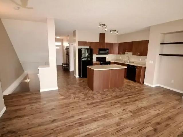 Condo for rent in Wedgewood, Alberta