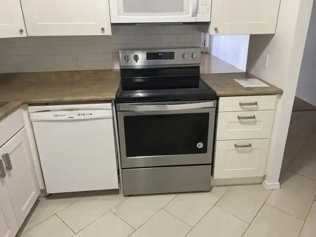 Condo for rent in Wedgewood, Alberta