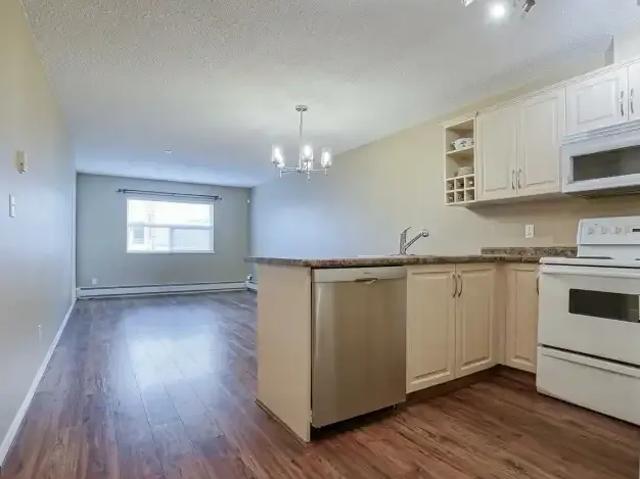 Condo for rent in Lessard, Edmonton