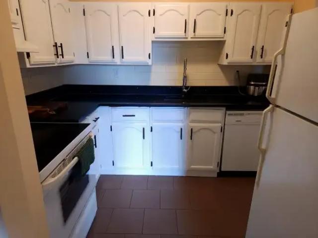 Condo for rent in Wedgewood, Alberta