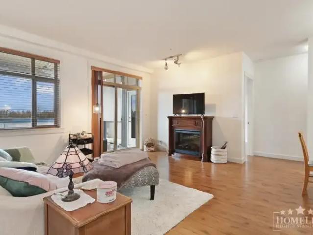 Condo for rent in British Columbia