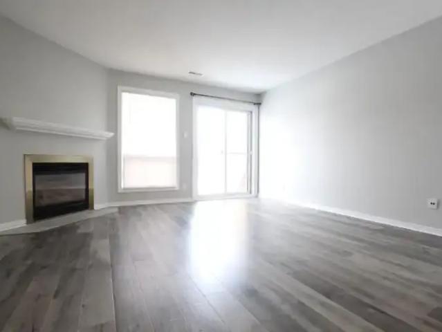 Condo for rent in Orléans Village - Châteauneuf, Ottawa