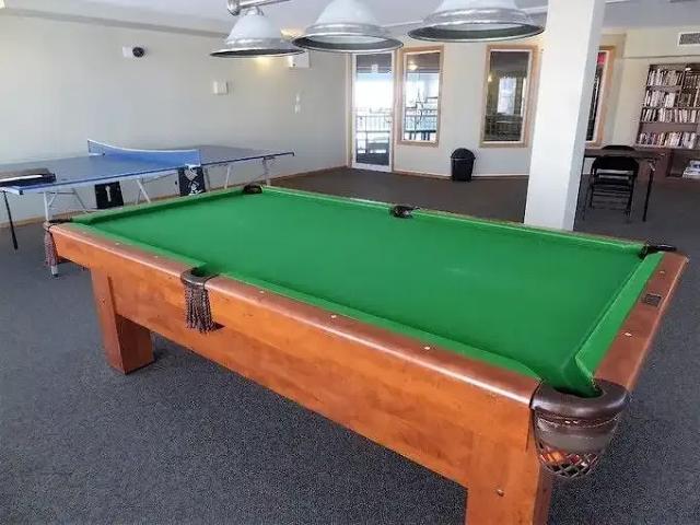 Condo for rent in Devonshire, Alberta