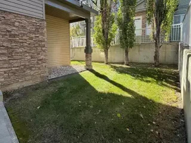 Condo for rent in Oakmont, St. Albert