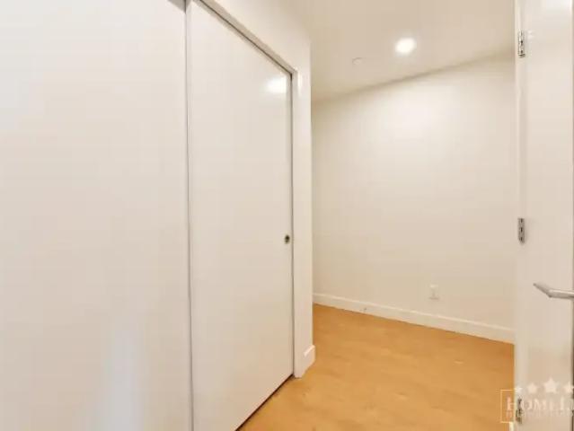 Condo for rent in City Centre, Surrey