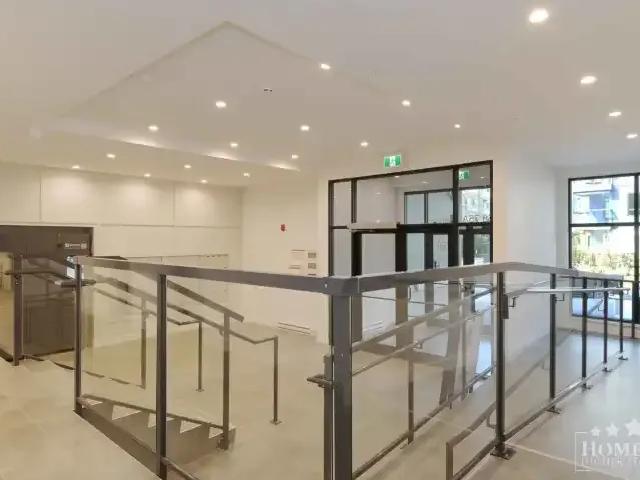 Condo for rent in Surrey, British Columbia