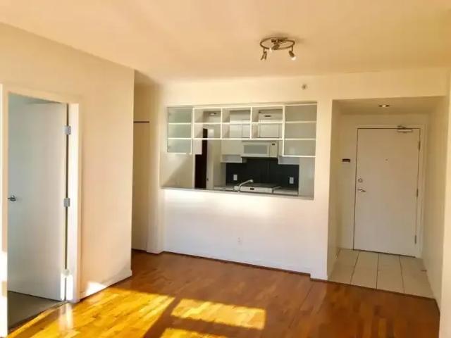 Condo for rent in Yaletown, Vancouver