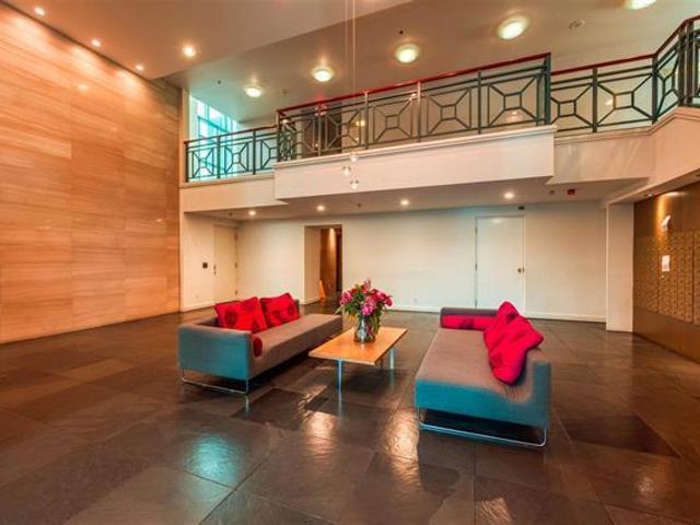 Condo for rent in Coal Harbour, Vancouver