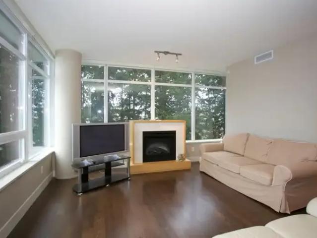 Condo for rent in White Rock, British Columbia