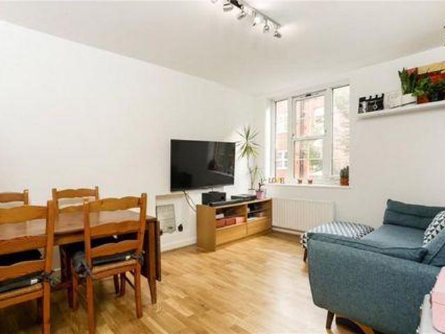 Apartment for sale in Knightsbridge, Greater London
