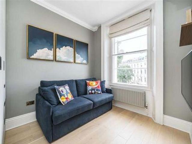 Apartment for sale in Knightsbridge, Greater London