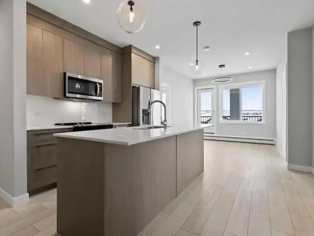 Condo for rent in Chelsea, Chestermere