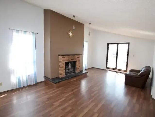 Condo for rent in Wedgewood, Alberta