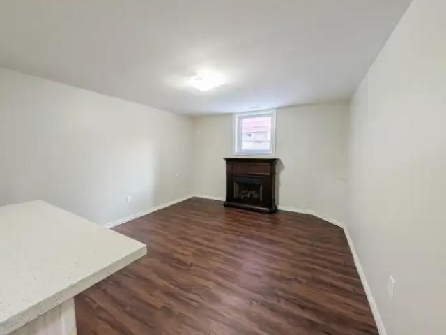 Condo for rent in Ancaster, Ontario