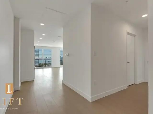 Condo for rent in North Vancouver, British Columbia