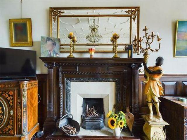 Apartment for sale in Aldrington