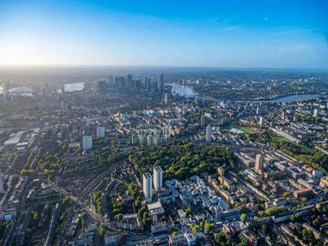 Apartment for sale in Bromley-by-Bow, Mile End