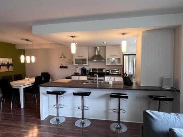 Apartment for rent in Bois-des-filion