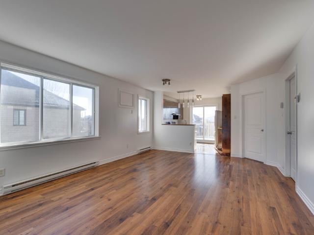 Apartment for rent in Chomedey, Quebec