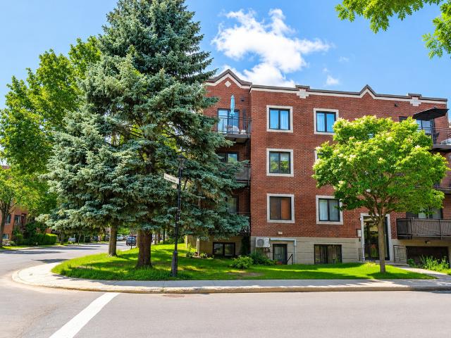 Apartment for rent in St. Leonard's, Quebec