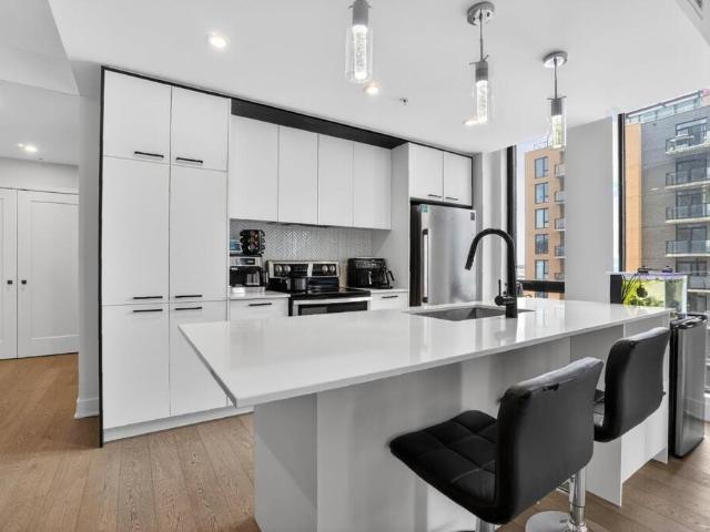Apartment for rent in Chomedey, Quebec
