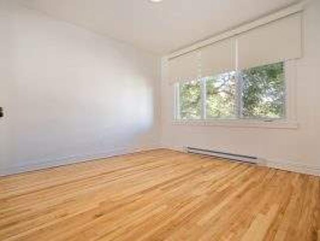 Apartment for rent in St. Leonard's, Quebec