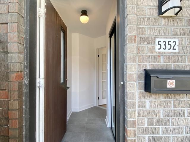 Apartment for rent in St. Leonard's, Quebec