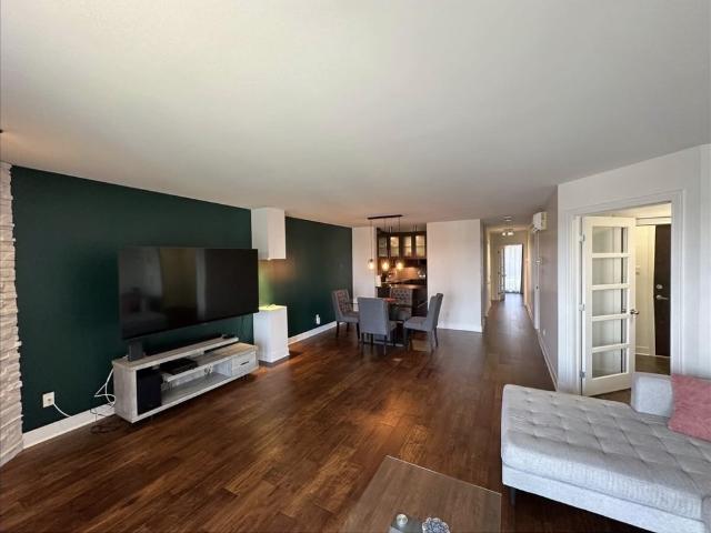 Apartment for rent in Les Moulins, Quebec