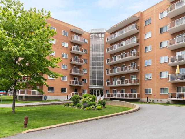 Apartment for rent in St. Leonard's, Quebec
