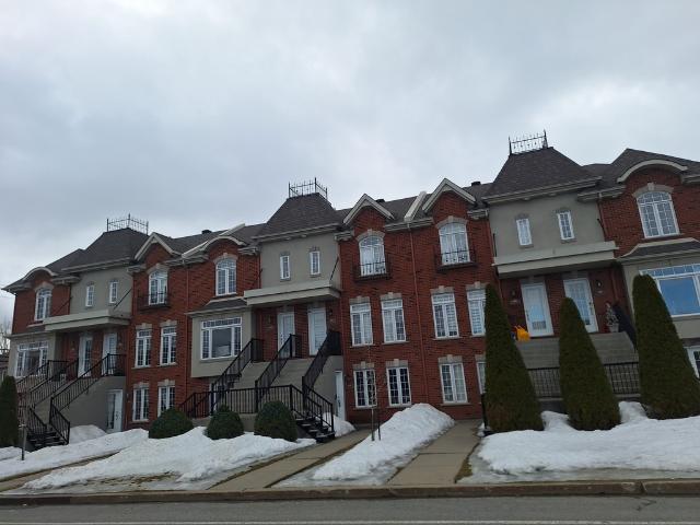 Apartment for rent in Duvernay, Quebec