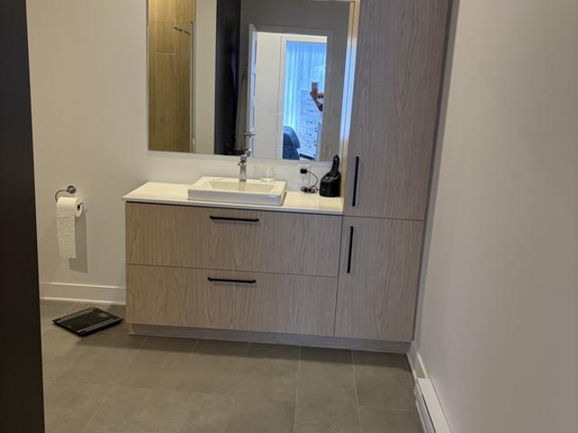 Apartment for rent in Les Moulins, Quebec