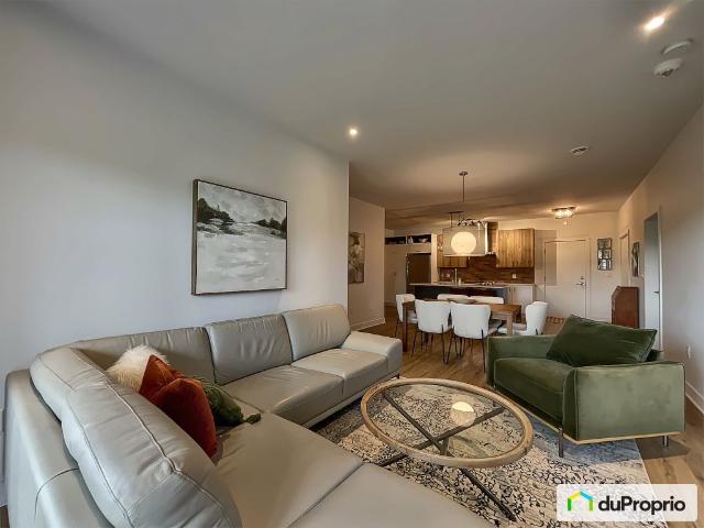 Condo for sale in Carignan