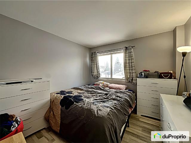 Condo for sale in Laval-des-rapides