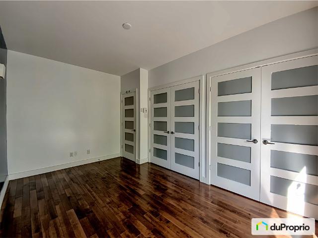 Condo for sale in Mont-royal