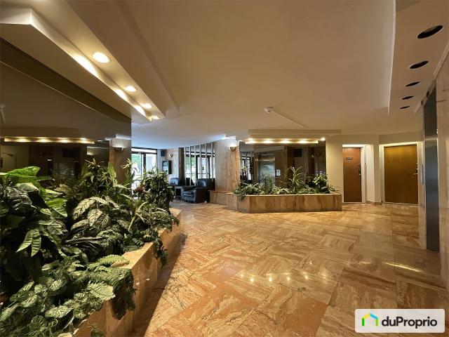 Condo for sale in Saint Laurent